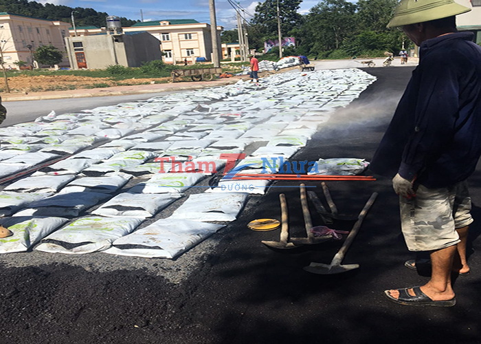 Cung cấp bê tông nhựa nguội Carboncor Asphal tại TPHCM giá tốt